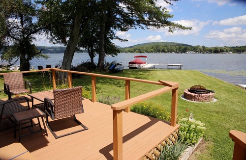 Bradford Cabin | Bring the whole family to this Lamoka Lake Cutie!
