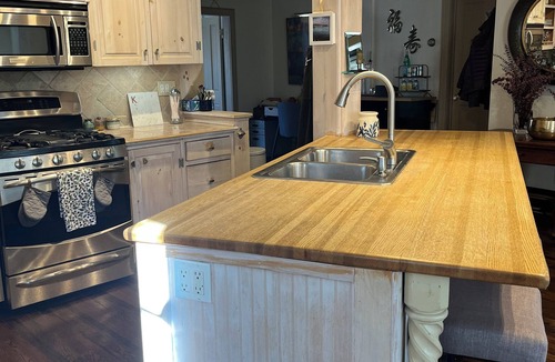 Bristol House | Bristol Breeze Retreat, 3 BR, 3 bath home in gorgeous downtown Bristol, RI