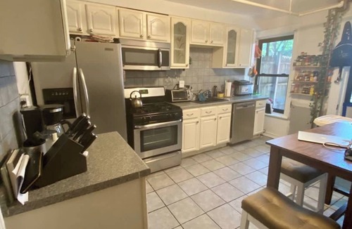 Bedford-Stuyvesant Apartment | Brooklyn Garden Apartment