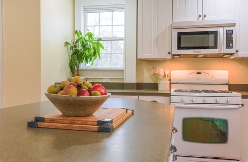 Stonington House | Brookside- Kayakers Dream in Historic Old Mystic. Few minutes drive to Mystic