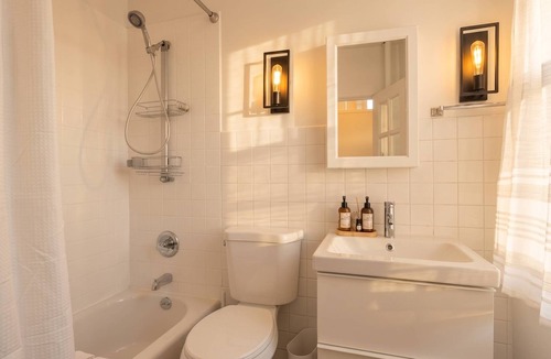 SoHo Apartment | Broome Terrace | Sleek SoHo 2BR loft