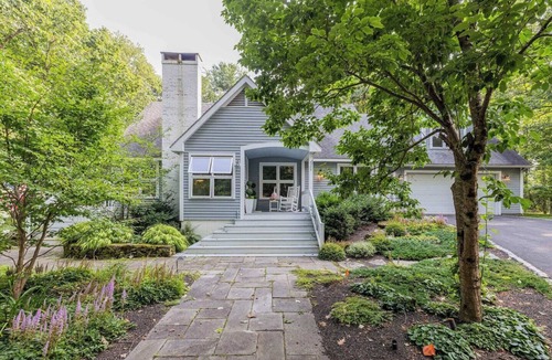 Kennebunk House | Bufflehead Hideaway | Walk to Restaurants, Galleries, and Boutique Shops.