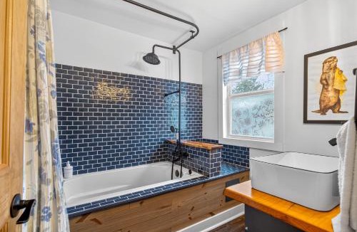Old North End Apartment | Burlington Downtown Gem Walk to Church St & Lake