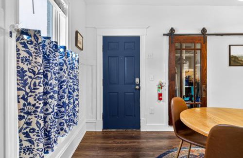 Old North End Apartment | Burlington Downtown Gem Walk to Church St & Lake