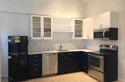 Burlington Apartment | Burlington South End 1 bdr/1ba Private Suite