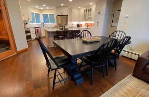 Carroll House | C12 Homey Bretton Woods slopeside townhome. Pool/gym passes!