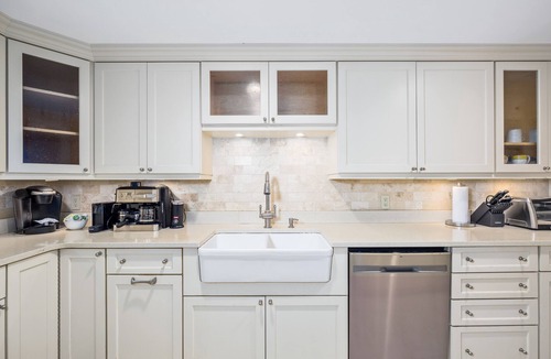 Washington Depot House | "Calhoun 5BR" BEST TOWN-WASHINGTON, NYC 2Hrs POSHPADSCT Pool,Views, Restaurants