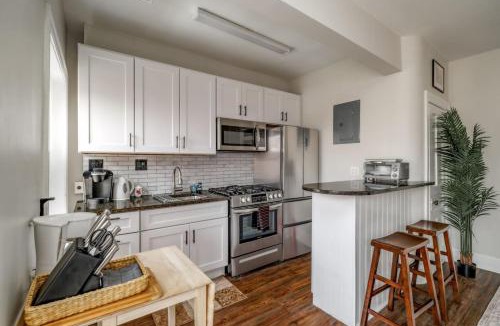 Adams Morgan Apartment | Calvert Cottage 3 - Perfect Location in Adams Morgan and Authentic Charm