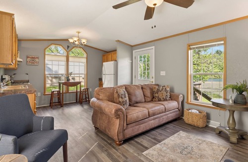 Bradford House | Camp w/3 Homes | Lamoka Lake | Sleeps 16