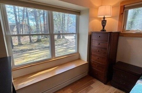Meredith House | Can't Bear to Leave Lake Winnisquam