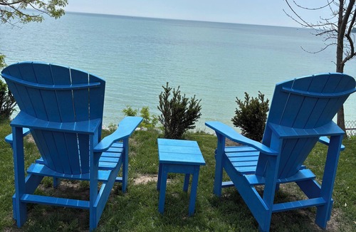 Dunnville Cottage | Cancellation August dates available 3 BR Beachfront Lake Erie 1 HR from Niagara