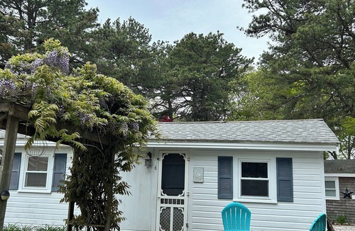 Bass River Cabin | Cape Cod Getaway for 3 Pool, Pet-Friendly & 1 Mile to Beaches, Cabin 6