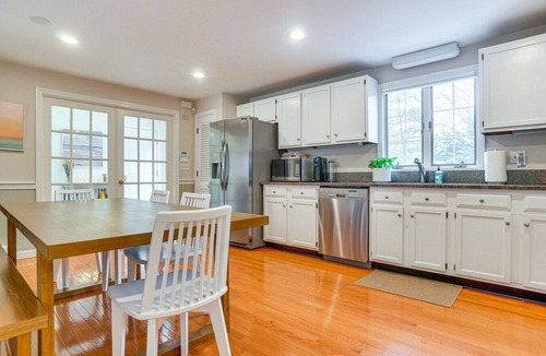 North Falmouth House | Cape Cod Retreat | 1 Mi to Beach | Sleeps 13