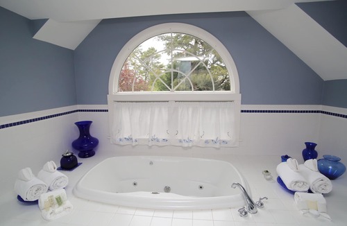 Chatham Bed & Breakfast | Captain's House Inn
