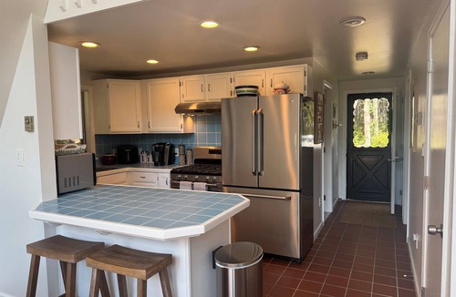 Oneonta House | Casa Bella - Beautiful home, thoughtful decor