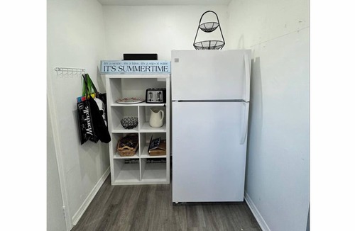 West Belmar House | Casa de Summer at Belmar Beach, NJ! Walk to beach, bars, restaurants & marina