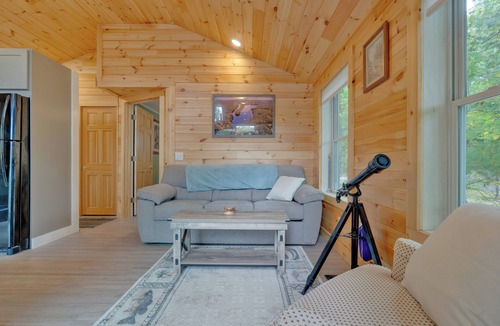 Lyman Cabin | Cast & Relax! Little Blue Cabin on Wadleigh Pond