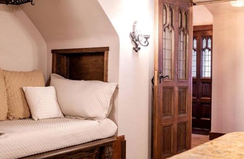 Bolton Landing House | Castle Gatehouse Rental for a Unique Getaway near Bolton Landing, New York