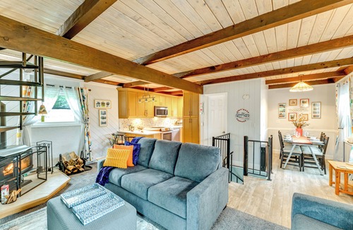 Denver Cabin | Catskills Mountain Casita: Ski, Hike, Fish & Golf!