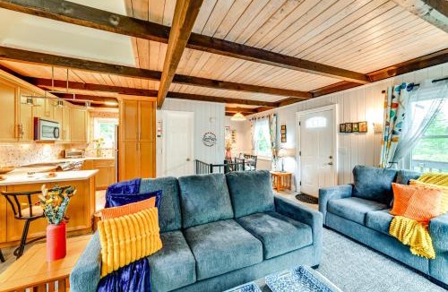 Denver House | Catskills Mountain Casita: Ski, Hike, Fish & Golf!