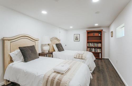 Jefferson Park Avenue Apartment | Cavalier Cocoon