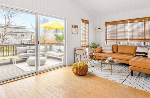 Ocean Bay Park House | Cayuga Street Sunshine Retreat