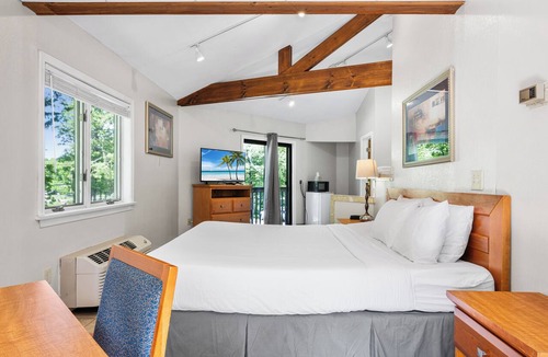 North Stonington Hotel | Cedar Park Whirlpool Suites