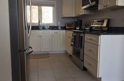 Grand Isle Apartment | Cedar Point Lakefront Suite