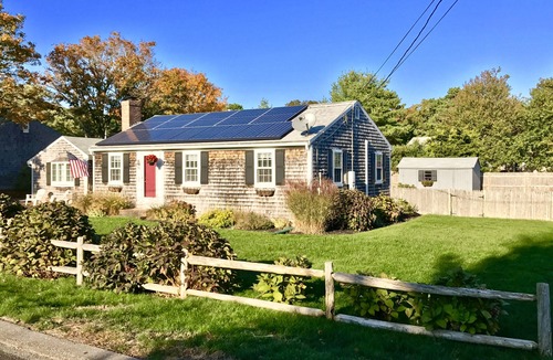 West Yarmouth House | Central Air Conditioning, Near the Beach, Gated Yard