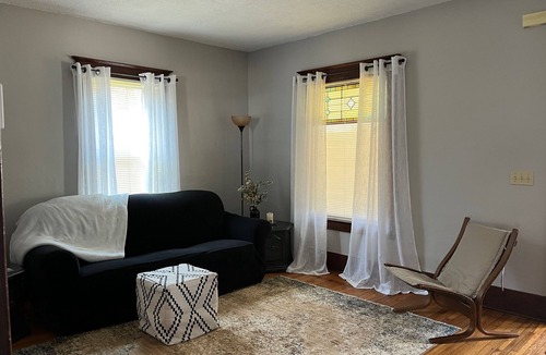 Rochester Apartment | Centrally located 1-bedroom apartment with off street parking Rochester