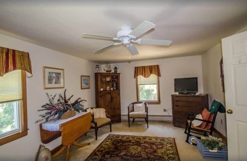 North Truro House | Centrally Located, Spacious 3 Bedroom!