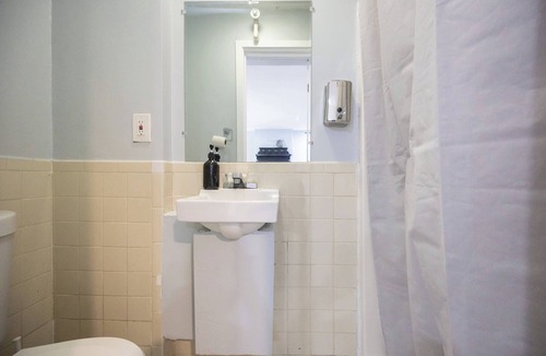 Bay Village Apartment | Centrally located Stay In Boston's Bay