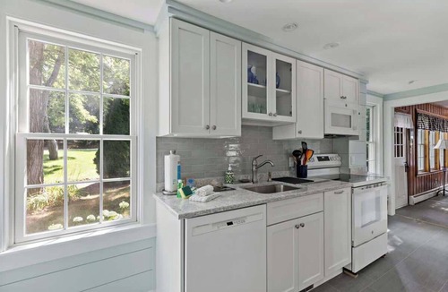 Wellfleet House | Centrally Located Wellfleet 5 Bedroom