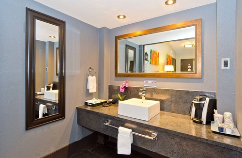 Montgomery Hotel | Centro Motel
