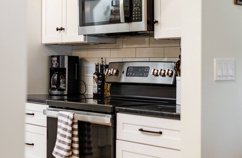 North Conway Ski Chalet | Chalet in N. Conway, Walk to hiking & Echo Lake
