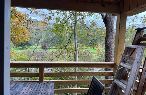 Arkville House | Charming 1/1 house in Margaretville with WiFi, AC, stunning golf course views