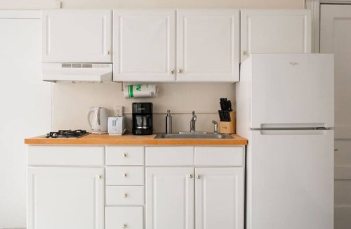 Back Bay West Apartment | Charming 1 Bedroom | Newbury Street