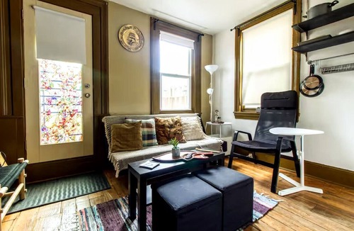 Fishtown Apartment | Charming 1-bedroom apartment with AC, WiFi in phenomenal Fish town Philadelphia