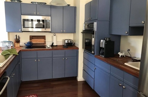 Top of the Hill House | Charming 1919 Newport RI Townhouse
