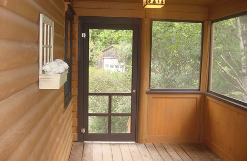 Southwest Harbor Cabin | Charming 2-bedroom cabin in fabulous Southwest Harbor adjacent to Acadia