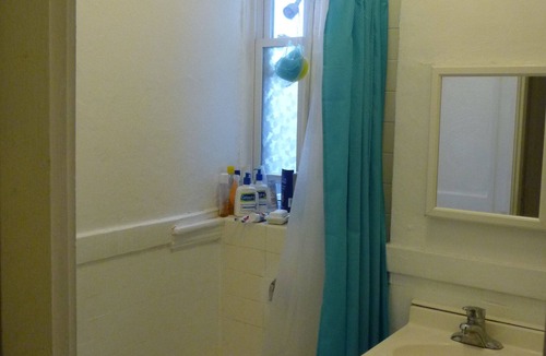 Commonwealth Apartment | Charming 2-bedroom apartment in Cleveland Circle Boston, Near BC, BU