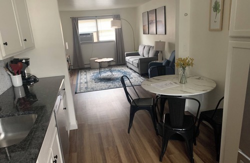 Niles Apartment | Charming 2-bedroom apartment in Niles with WiFi and AC