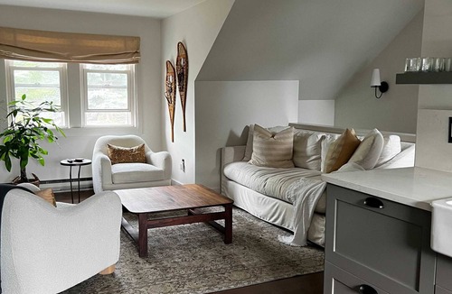 Back Cove Apartment | Charming 2-Bedroom Back Cove Retreat