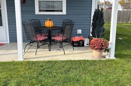 Wells Condo | Charming 2-bedroom condo in lovely Wells with WiFi, AC