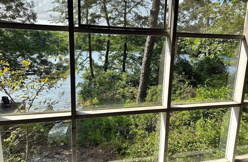 Truro Cottage | Charming 2-bedroom cottage on Truro Kettle Pond