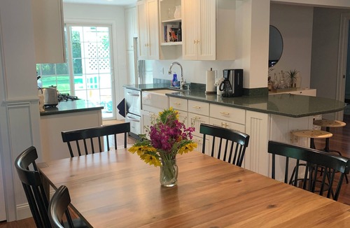 Greenport West House | Charming 2-bedroom house in Greenport. Walk to a vineyard and 67 Steps Beach