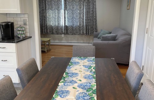 Wolcott House | Charming 2-bedroom house with AC in Wolcott perfect for relaxing