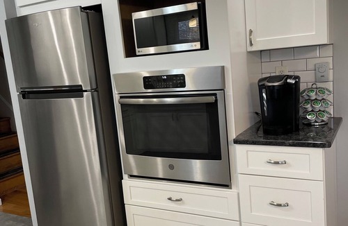 Wolcott House | Charming 2-bedroom house with AC in Wolcott perfect for relaxing
