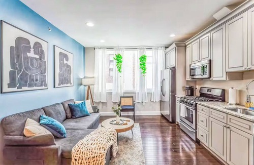 Market East Condo | Charming 2-bedroom condo in Center City Philadelphia - Walk Everywhere