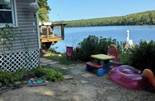 Barrington Cabin | Charming 2-bedroom waterfront cottage in welcoming Barrington with deck and WiFi